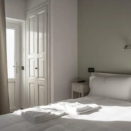 Antica Corte Guest house *